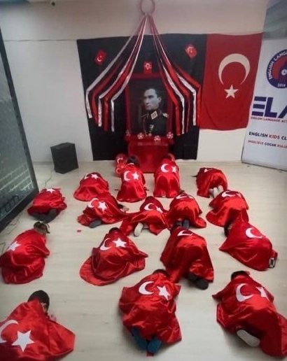 Bu nesiller cehil sizin zorla dikta ettiğiniz kemalist eğitimin ürünü...