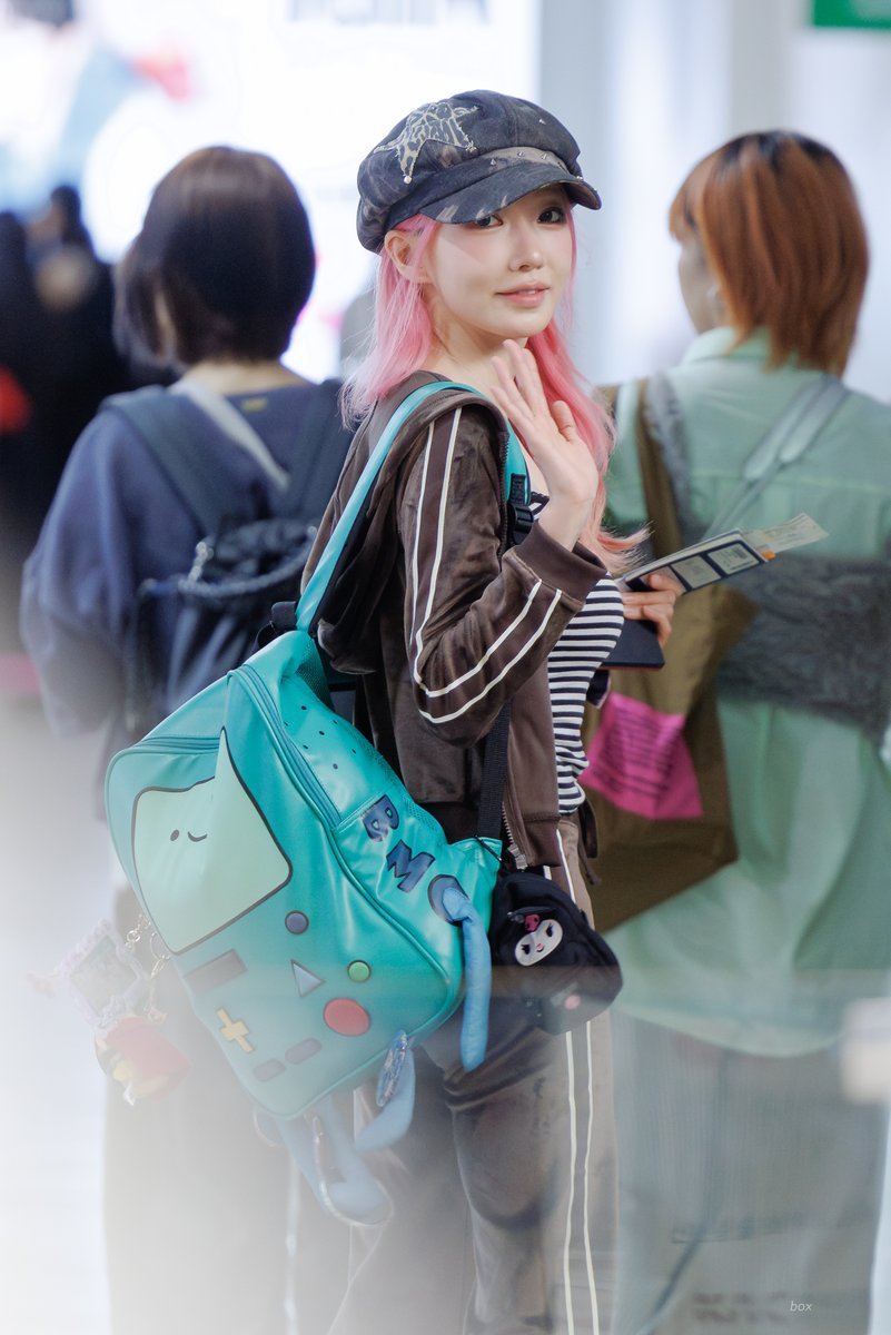 260417 #QWER #마젠타 김포공항 출국