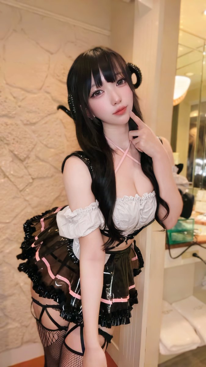 ゆりにゃんω tweet media