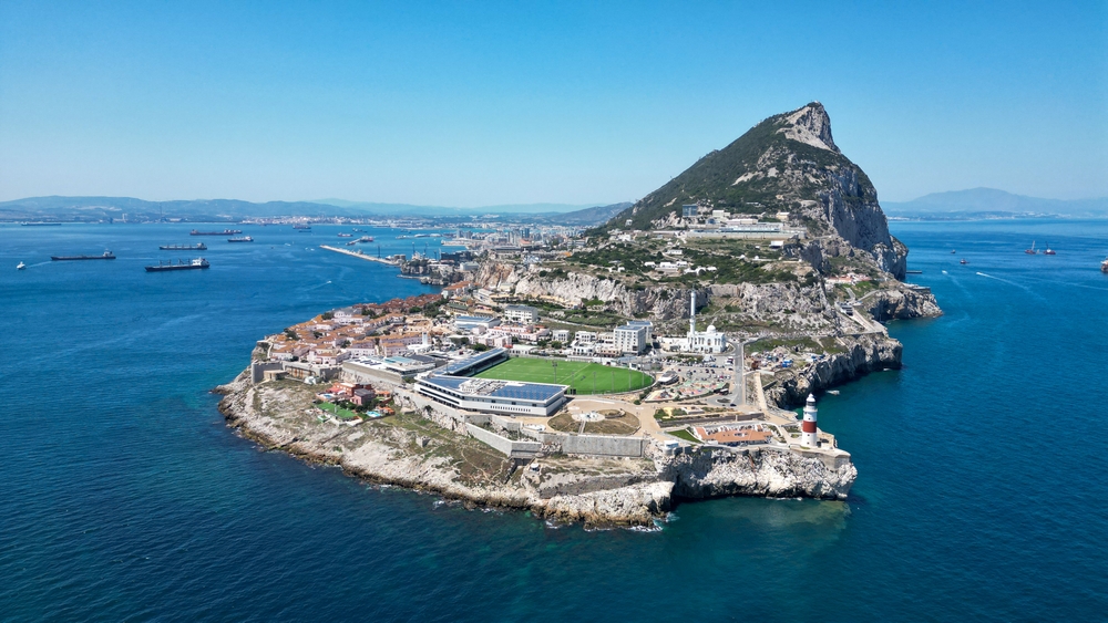 ceoworld's tweet image. 2026 Residency Revealed: Why Gibraltar Outperforms the EU Big Three #Gibraltar #Spain, #Portugal &amp;amp; #Italy

ceoworld.biz/2026/04/17/gib…