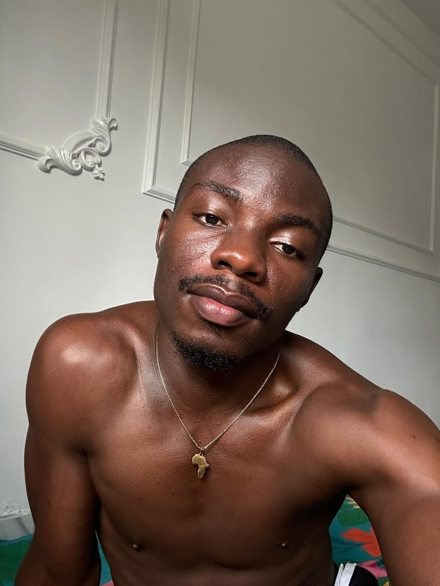 IJEM🌻 tweet media