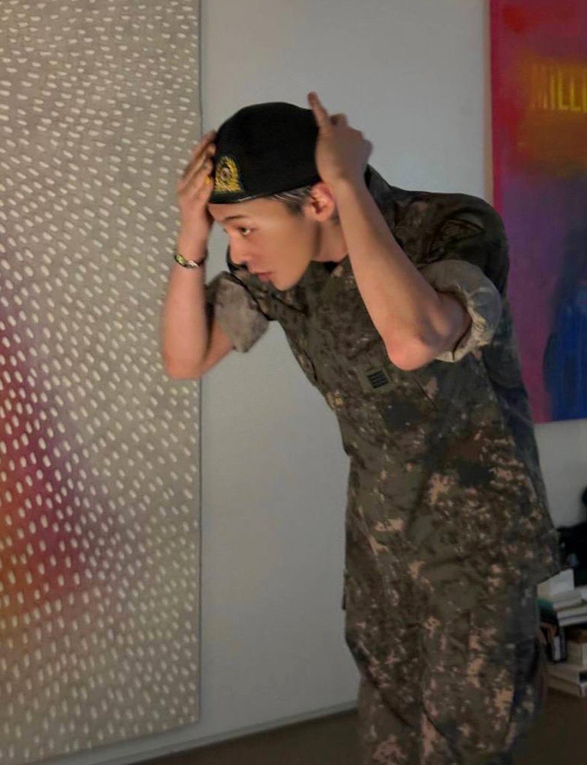 피플원 tweet media