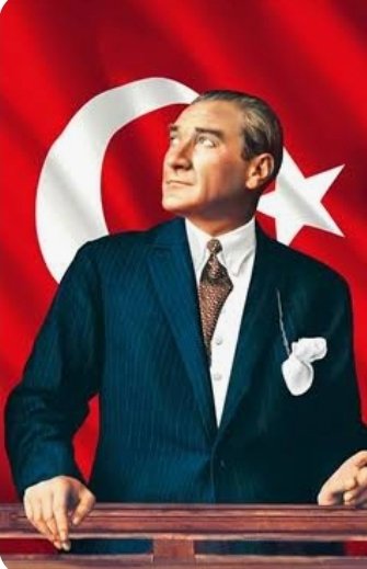 surrealistnot's tweet photo. Türkiye'de Milli Eğitim sistemini sistematik olarak dejenere edenlerin temel amacı Tevhid-i Tedrisat Kanunu'nun erozyona uğratıp, akim bırakılıp, her tarikatın her cemaatin her dinin her mezhebin kendi dini eğitimini vereceği eski sisteme geri dönmektir...

Tevhid-i Tedrisat Kanunu (Öğretim Birliği Yasası), 3 Mart 1924 tarihinde Türkiye Büyük Millet Meclisi tarafından 430 sayılı kanun olarak kabul edilmiştir. 

Bu kanun, Cumhuriyet'in kuruluşunun hemen ardından eğitim sistemindeki çok başlılığı ve ikiliği ve fitneyi ortadan kaldırmak amacıyla çıkarılmıştır. 

Osmanlı döneminde zamanla eğitim, bir yanda modern mektepler (sivil ve batı tarzı), diğer yanda medreseler (dini eğitim) şeklinde ikiye ayrılmıştı. 

Bu durum, toplumda farklı zihniyetler, fikirler ve kültürler oluşmasına yol açıyor, milli birlik ve çağdaşlaşmayı engelliyordu. 

Kanunun temel amacı, tüm eğitim kurumlarını tek bir çatı altında Millî Eğitim Bakanlığı (dönemin Maarif Vekâleti) yönetimine bağlayarak eğitimde birlik, millilik, laiklik ve bilimsellik sağlamaktı. 

Kanun, sadece yapısal bir değişiklik değil, aynı zamanda toplumsal bir dönüşüm aracıdır. 

Gerekçesinde belirtilen temel ilke şudur: “Bir millet fertleri ancak bir terbiye ile yetişir; bir memlekette türlü terbiye ile iki türlü insan yetişir. Bu ise vahdet-i his ve fikir (duygu ve fikir birliği) gayelerine tamamen aykırıdır.” 

Bu doğrultuda, medreseler Maarif Vekâleti'ne devredilmiş, zamanla fonksiyonlarını yitirerek kapatılmış; tüm okullar (sıbyan mektepleri, rüştiyeler, idadiler, yabancı ve azınlık okulları dahil) tek merkezden denetlenmeye başlanmıştır. 

Kanun 7 maddeden oluşur ve en önemli hükümleri şunlardır:

Madde 1: Türkiye’deki bütün ilmi ve tedrisi müesseseler Maarif Vekâleti’ne bağlanır.

Madde 2: Şer’iye ve Evkaf Vekâleti’ne veya vakıflara bağlı medrese ve mektepler Maarif Vekâleti’ne devredilir.

Madde 3: Medrese ve mekteplere ayrılan bütçe Maarif bütçesine aktarılır.

Madde 4: Yüksek din uzmanları için Darülfünun’da İlahiyat Fakültesi kurulur; imam-hatip gibi dini hizmetler için ayrı okullar açılır.

Bu kanun, halifeliğin kaldırıldığı aynı gün kabul edilmiş ve diğer inkılaplar (tekke-zaviye kapatılması, Harf Devrimi vb.) için altyapı oluşturmuştur. 

Eğitimde laikleşme sürecini başlatmış, kız-erkek eşitliğini desteklemiş ve bilimsel, milli bir eğitim sisteminin temelini atmıştır. 

Günümüzde 1982 Anayasası’nın 174. maddesiyle korunan inkılap kanunlarından biridir. 

Tevhid-i Tedrisat, Türkiye’yi ortaçağ zihniyetinden kurtarıp modern, laik ve birleşik bir ulus devlet eğitim modeline taşıyan köşe taşıdır.