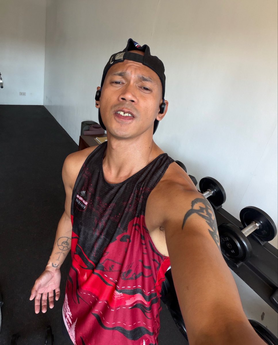 Oli 🎤🌸 (Bora: 04/14-19) tweet media