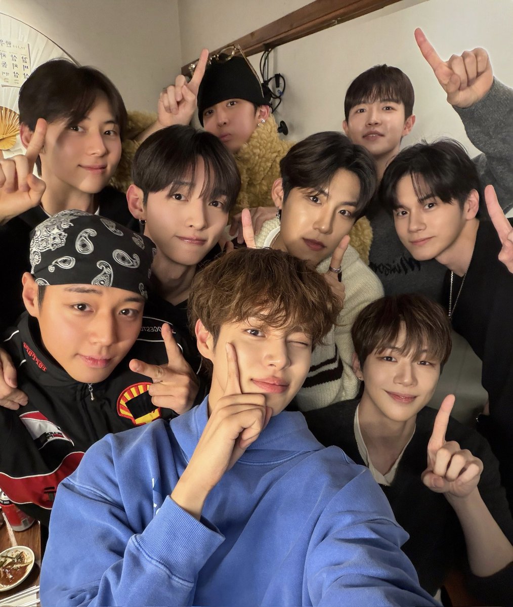 🦖🍑KDHH🍑🦕 KangDaniel tweet media