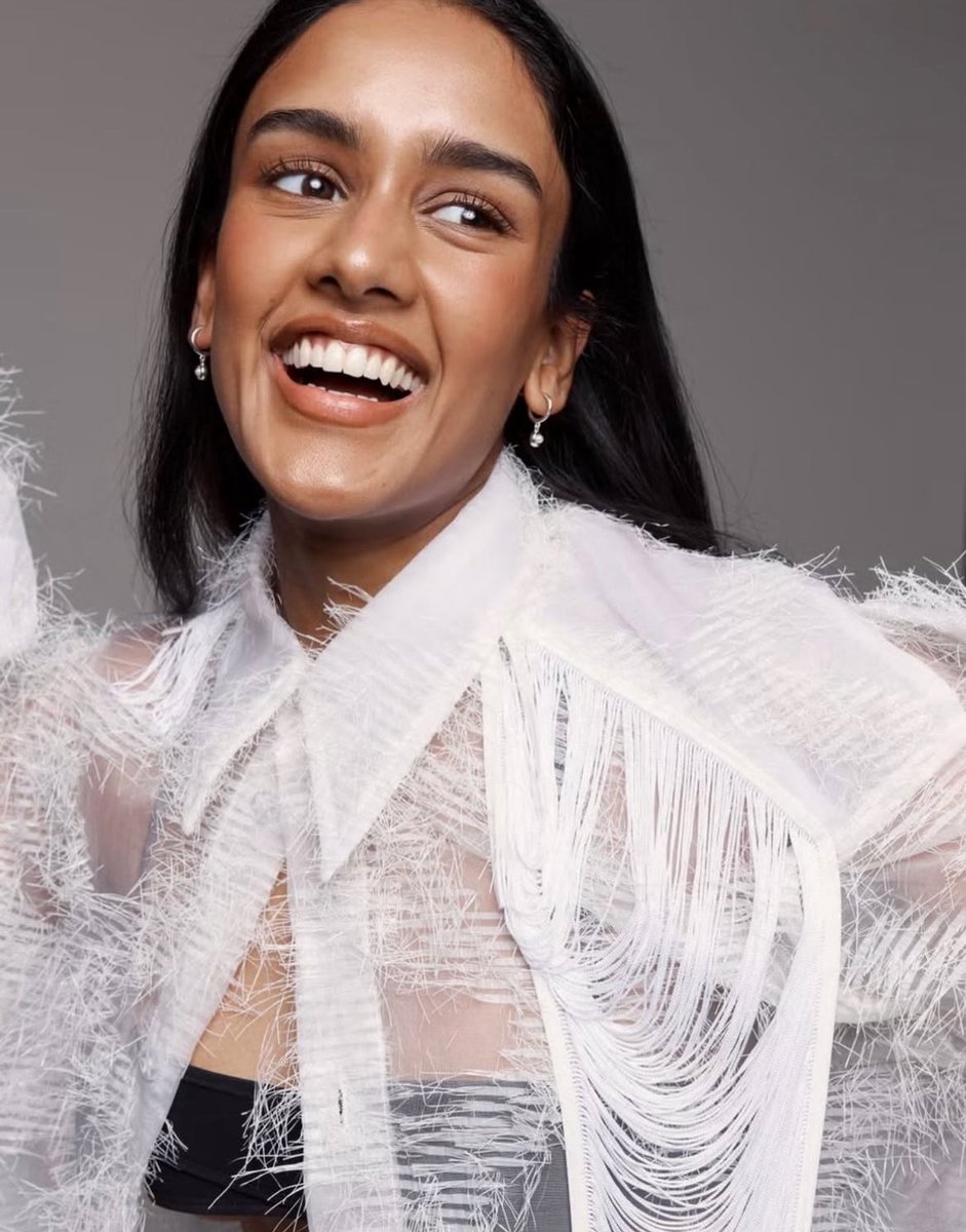 trinity santos apologist!! tweet media