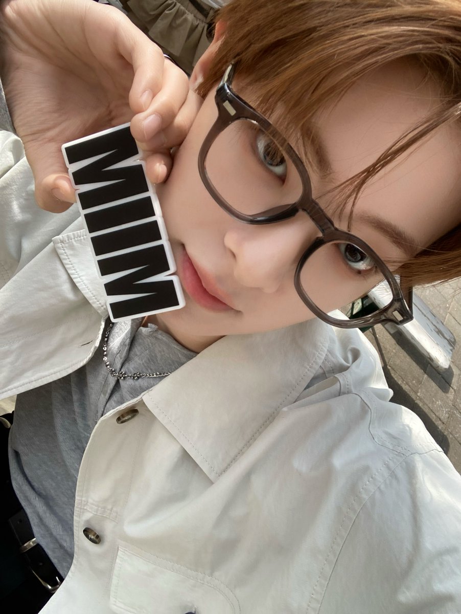 miim miim tweet media