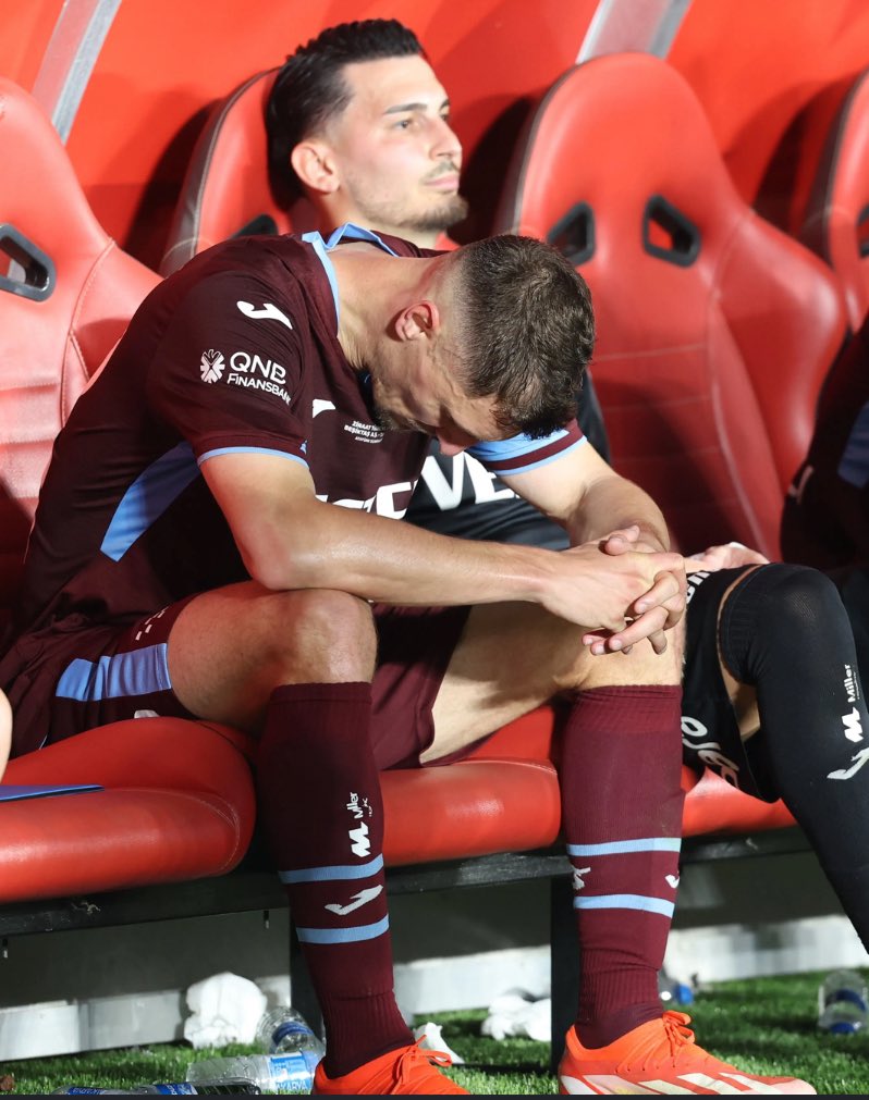 Emre🇨🇦 tweet media