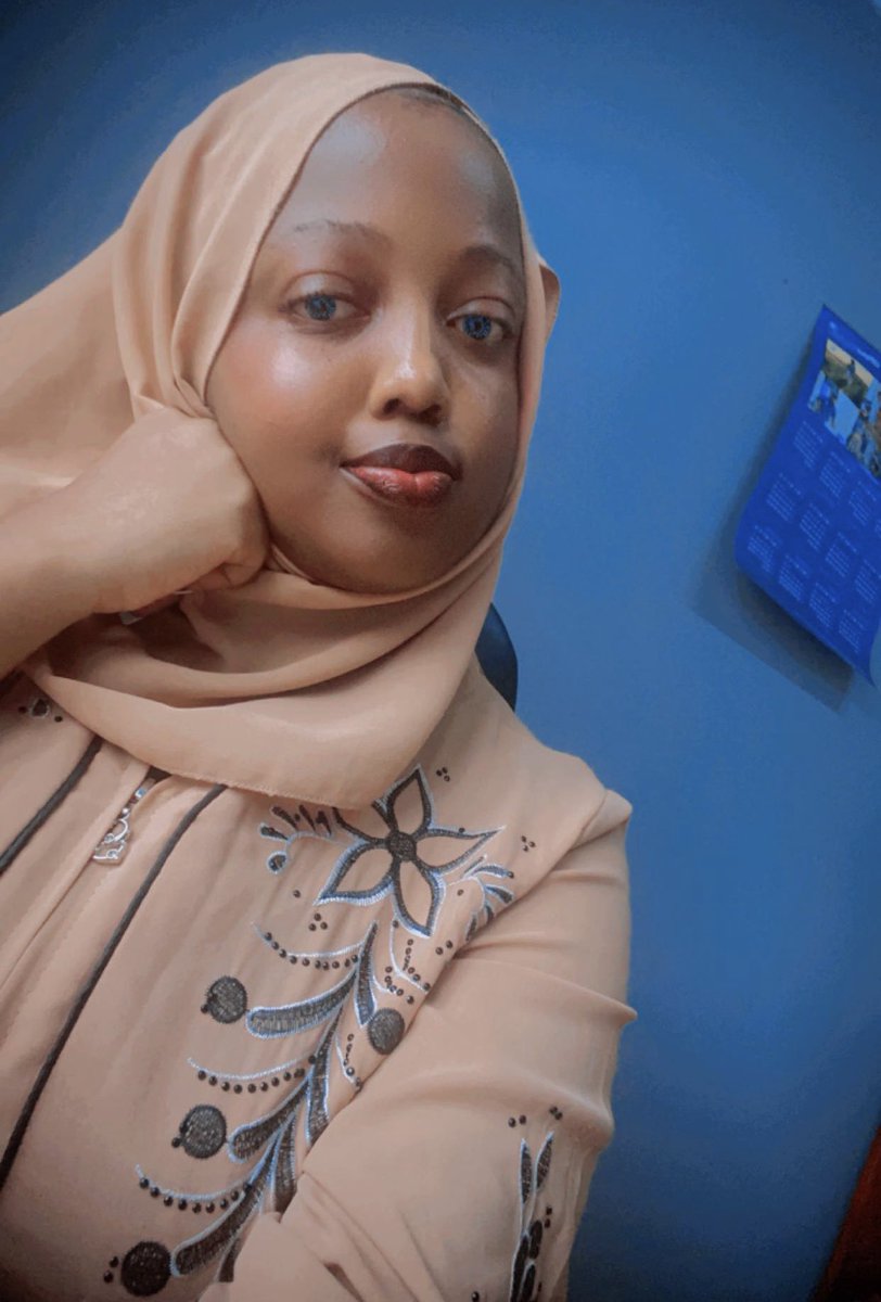 Chubby Audrey🍼 tweet media