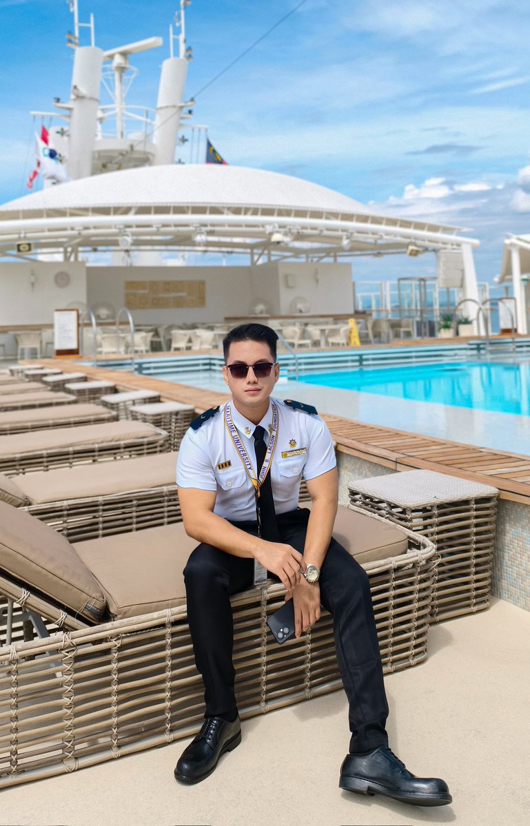 KING ⚓ tweet media