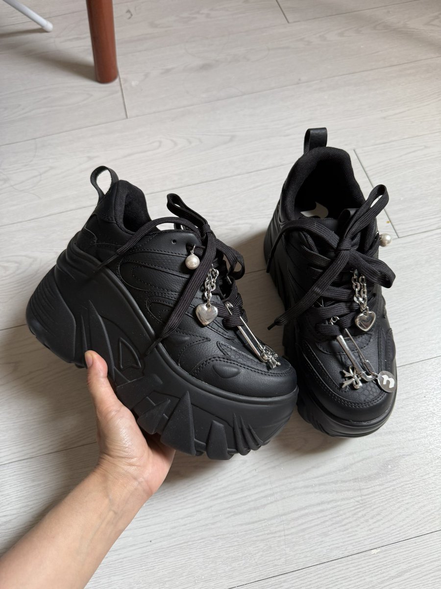 Momsweety_👶🇦🇺🍼🦮 tweet media