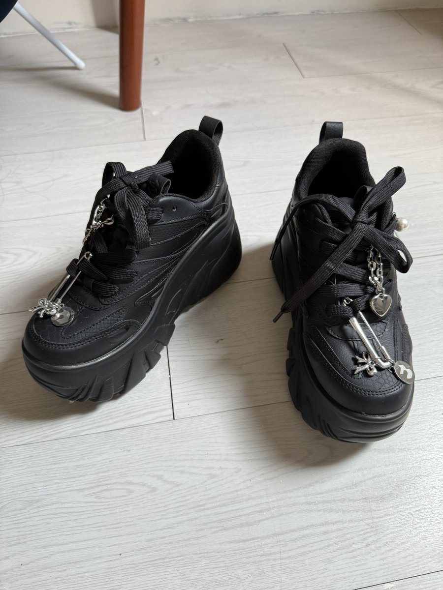 Momsweety_👶🇦🇺🍼🦮 tweet media