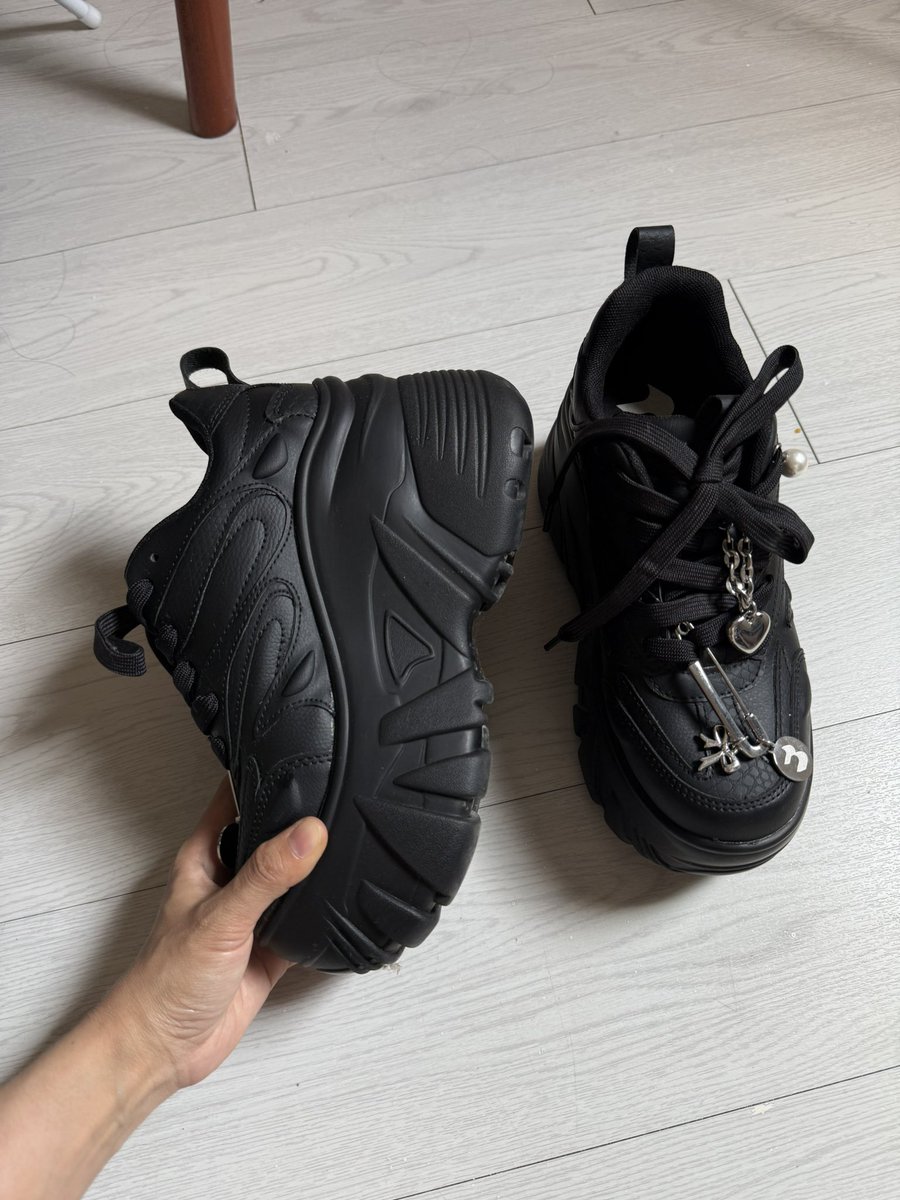 Momsweety_👶🇦🇺🍼🦮 tweet media