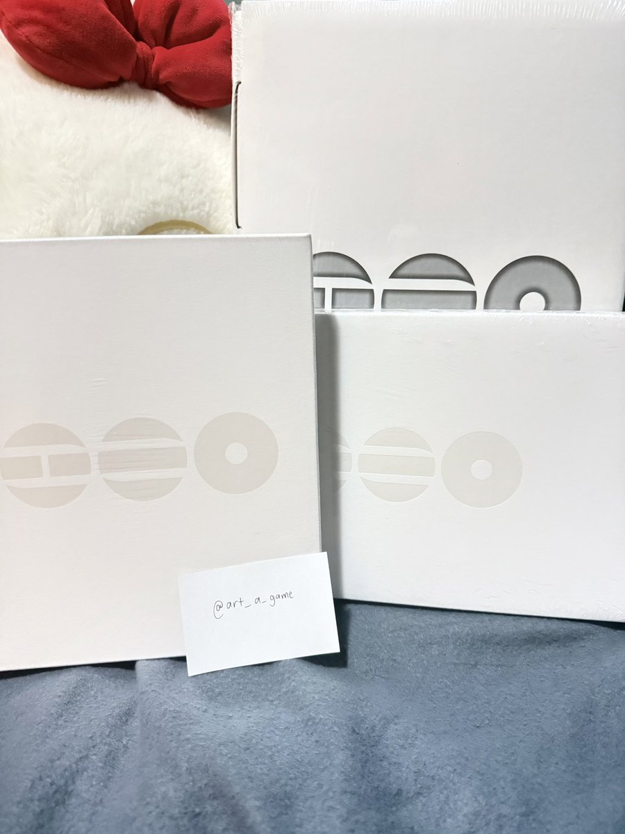 abaihtk's tweet photo. ARIRANG ALBUM GIVEAWAY 🔥

- 1 winner of arirang album set (see photo 👇🏻)
- ph only 🇵🇭
- like and rt
- followers only
- reply any streaming ss with date and timestamp + any voting proof you have (add watermark)
- tag your fave moot(s)

- ends: tba https://t.co/NKVpN5HDlb