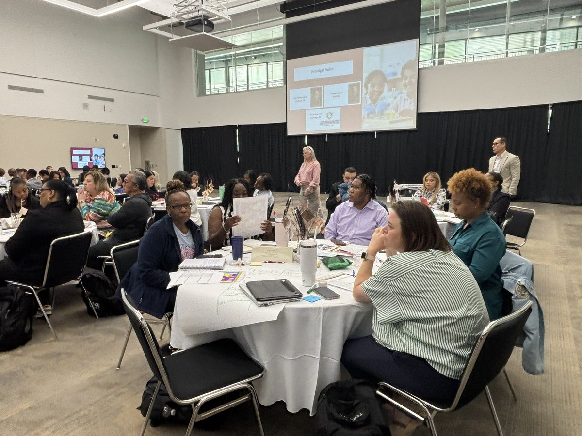 SSaenzPhillips's tweet image. Finish strong. 💪 Great @FortBendISD principals don’t just start with vision—they sustain momentum, reflect, adapt, and learn from one another along the way. That shared growth is what drives lasting impact. #LeadershipMatters  #FinishStrong