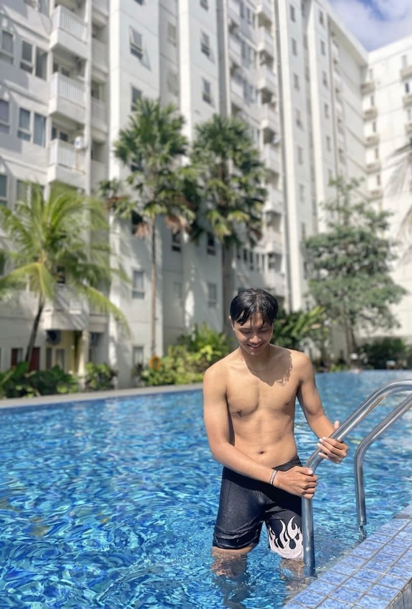 alexyoks tweet media