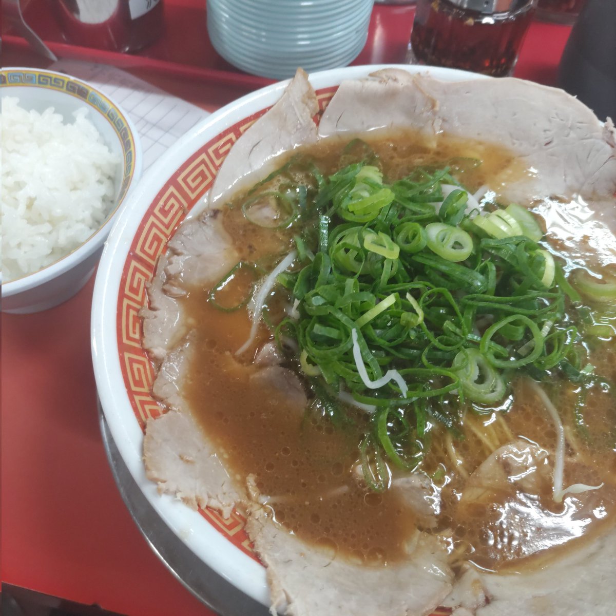 takeyan077's tweet photo. 久しぶりに吸いに来た。
今日は松👍んま https://t.co/fO3hTvfCis