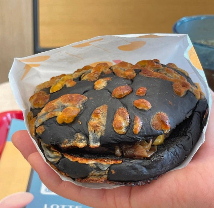 머스윽의 새 삶 tweet media