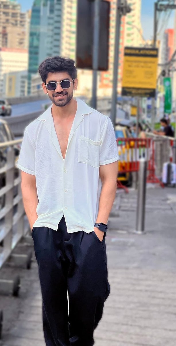 PIKKACHUU1 tweet media