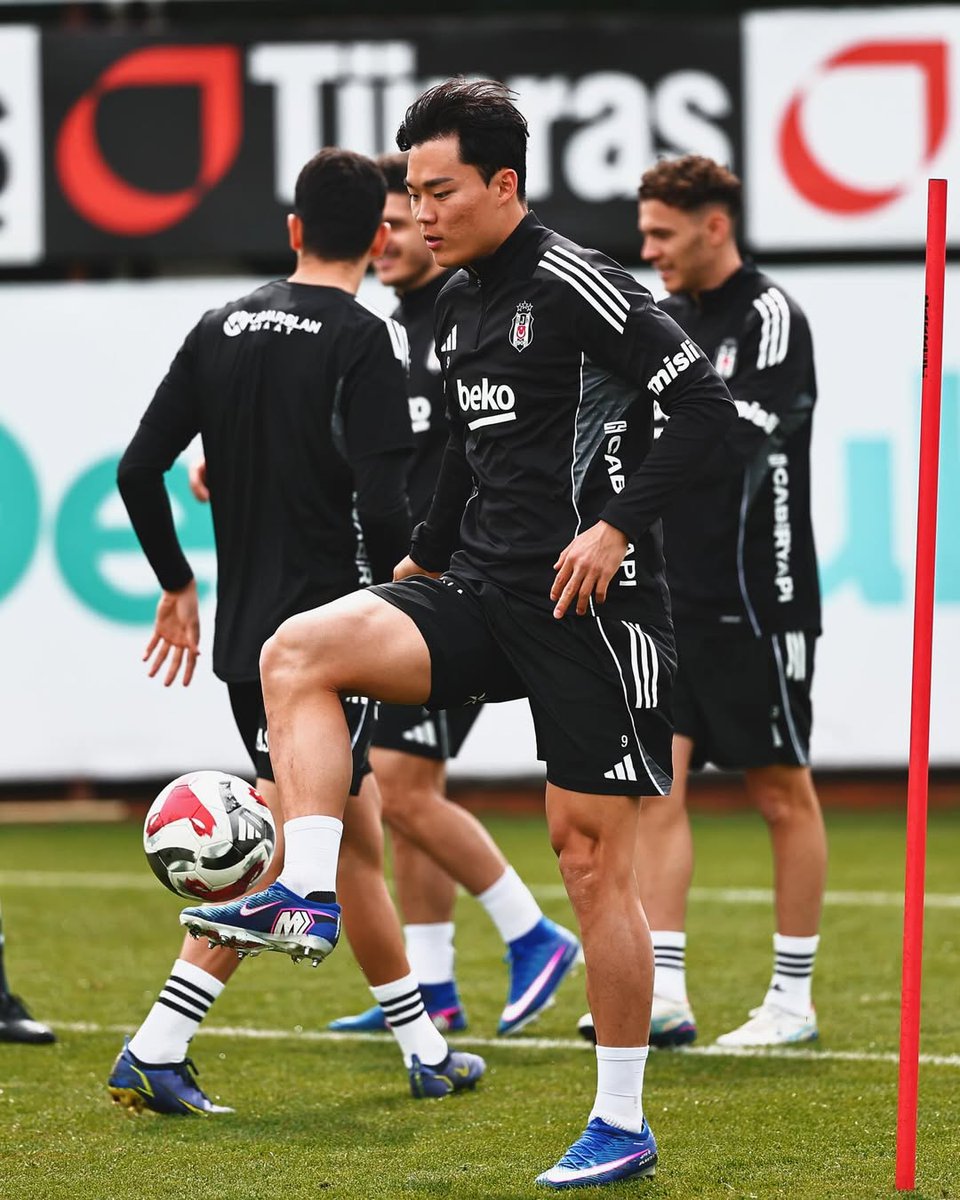 FutbolArena tweet media