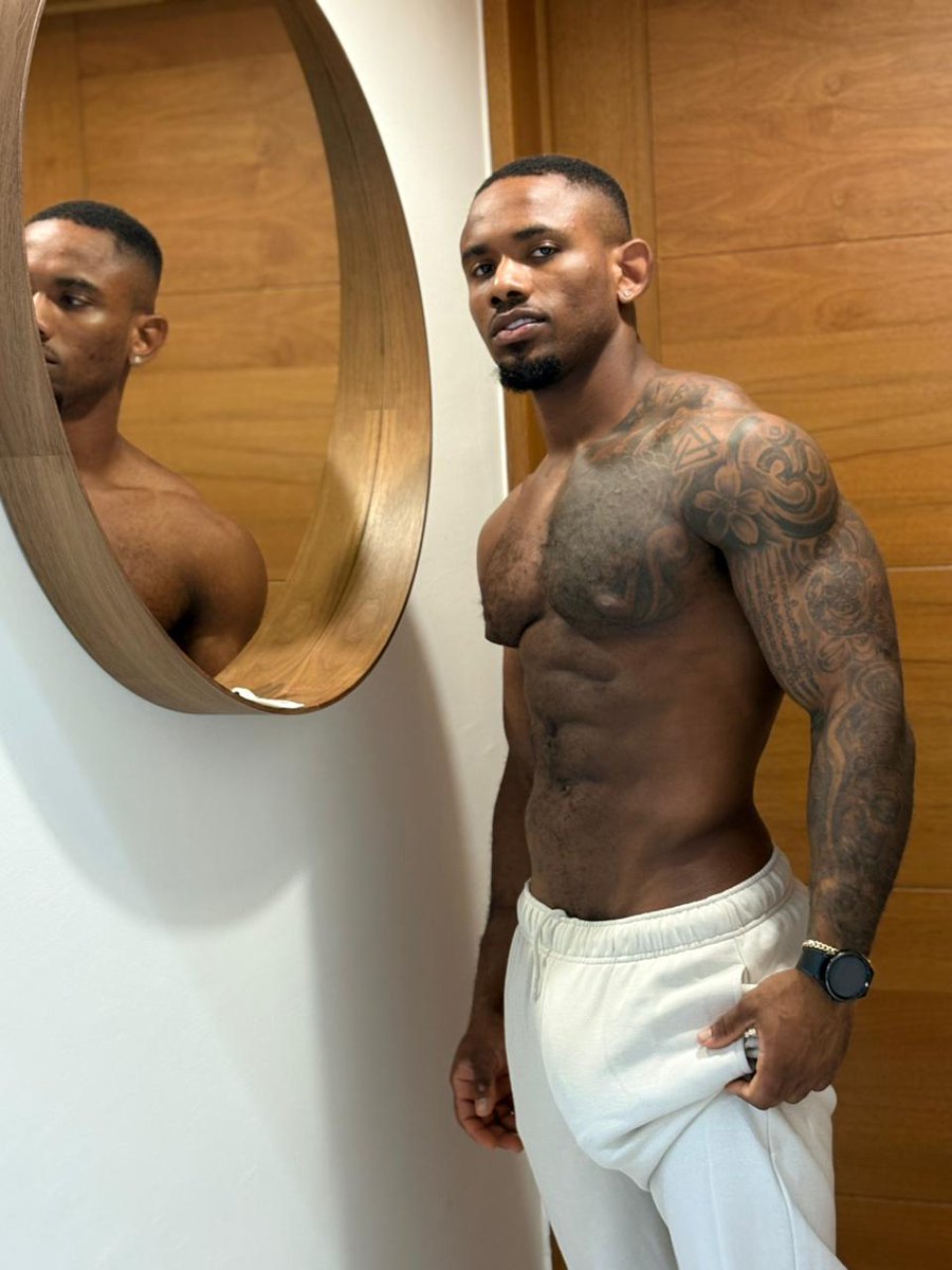 new vibe, who dis? rate me 1-10 🔥