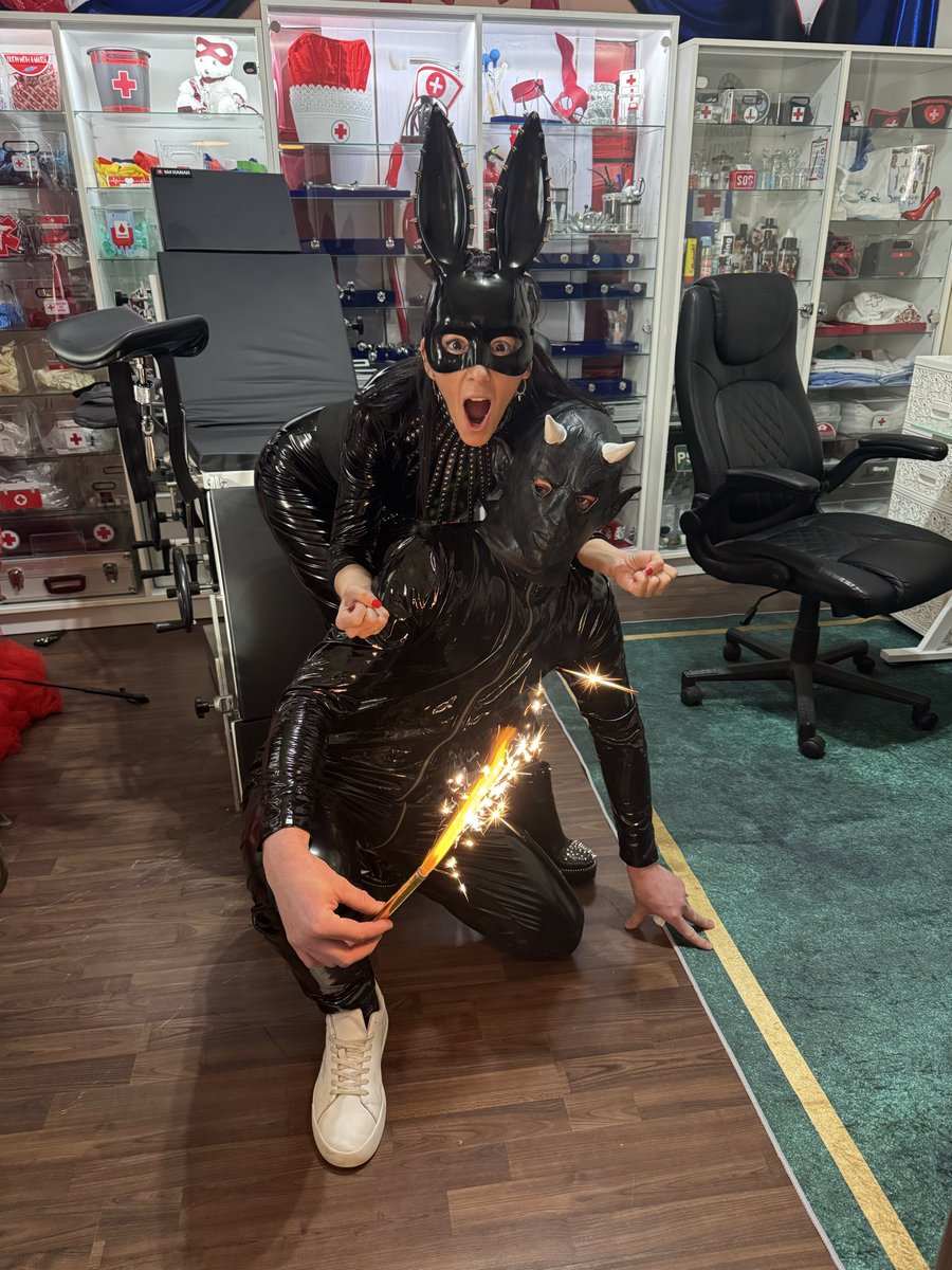 Lady Hanah tweet media