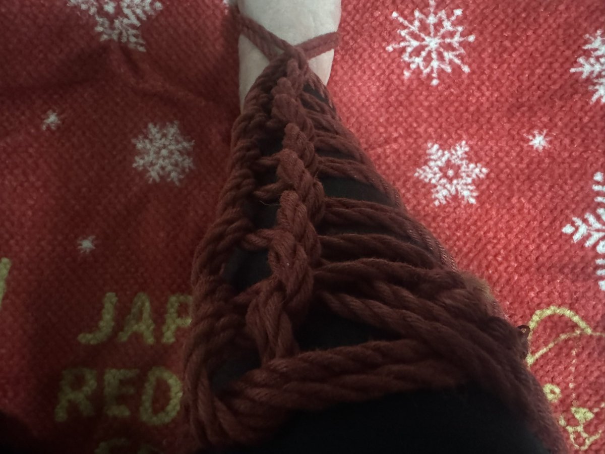 enjoyRope's tweet image. Self-Rope: @enjoyRope
Photographer: @enjoyRope
Community: #SelfTraining
Venue: #Home

#梯子縛り
#鎖縛り
#自縛
#朝練
#セルフトレーニング
#EnjoysLehrundWanderjahre