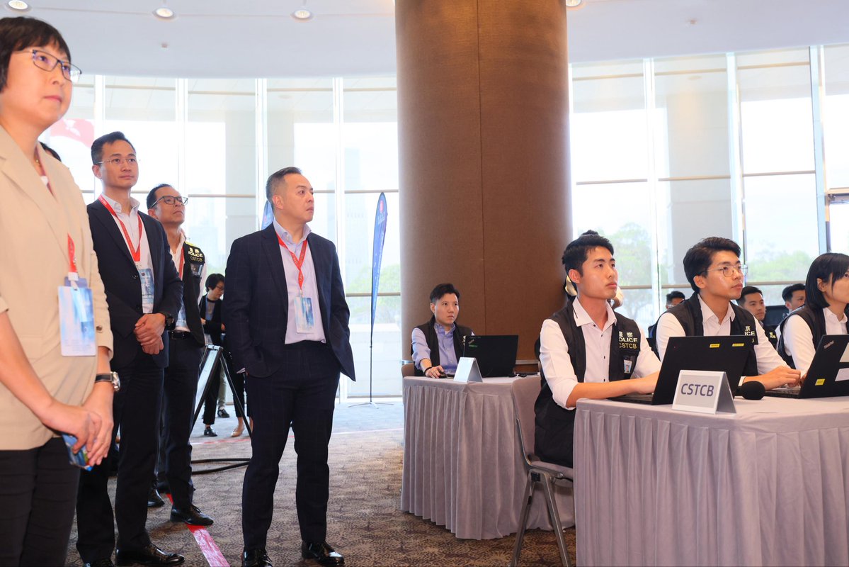 Hong Kong Police Force tweet media