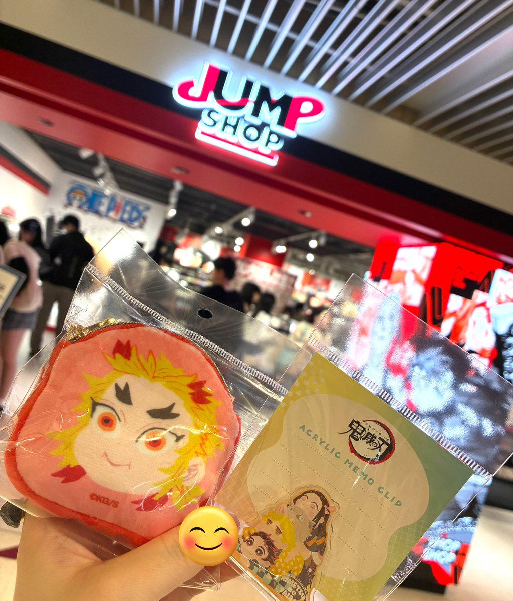 おちか tweet media