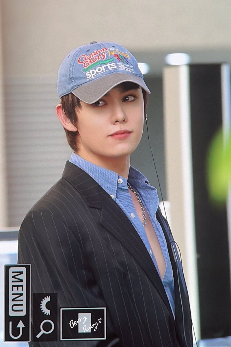 BerryRuby627's tweet image. 20260417 GMP &amp;gt; KIX Departure 

#AxMxP #에이엠피 #CRU #크루