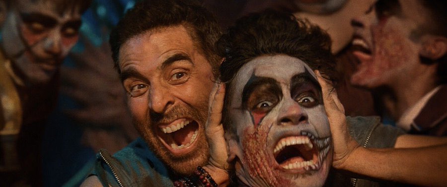 msaif295's tweet image. #SuperDirection #Blockbuster

Bhooth Bangla is a chaotic masterpiece that reminds us exactly why the Akshay-Priyadarshan combo is legendary. The comic timing and the spooky elements are handled with just the right touch of thrill. A total laugh riot
#BhoothBanglaReview