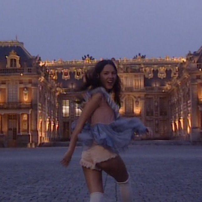 TheePopCore's tweet photo. Olivia Rodrigo filmed the music video for “drop dead” at the Palace of Versailles.

— It is the first music video permitted to film at the historic site this decade. https://t.co/iP9QKdS2xi
