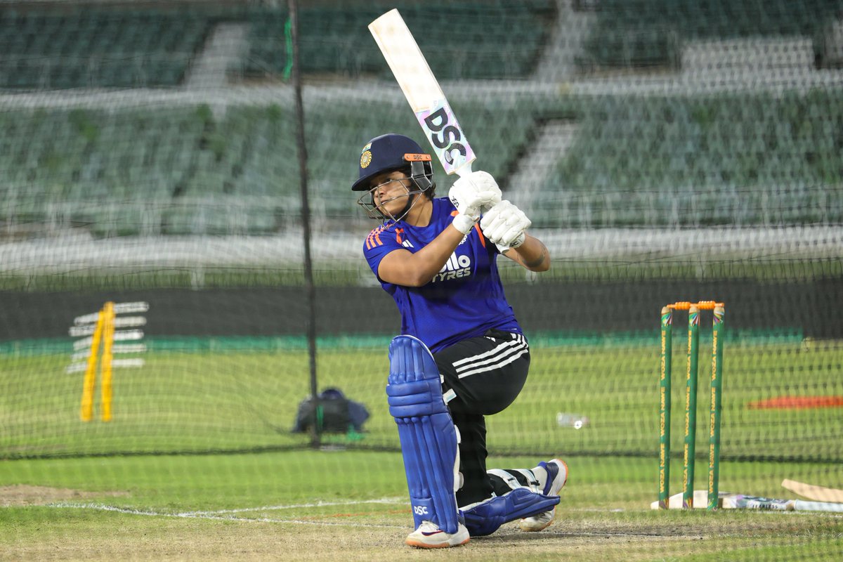 BCCIWomen's tweet image. Ready, Set, almost GO TIME for #SAvIND 😎

📸 Final preps in place for #TeamIndia on the eve of the 1⃣st T20I 💪
