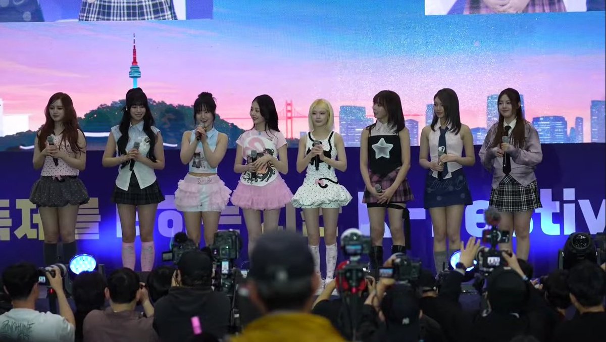 allforElisia_'s tweet photo. UNIS on K-Festival Expo!🩷

#UNIS @UNIS_offcl https://t.co/O5geUfmQfn