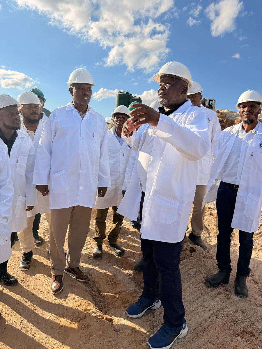 comrade bako tweet media