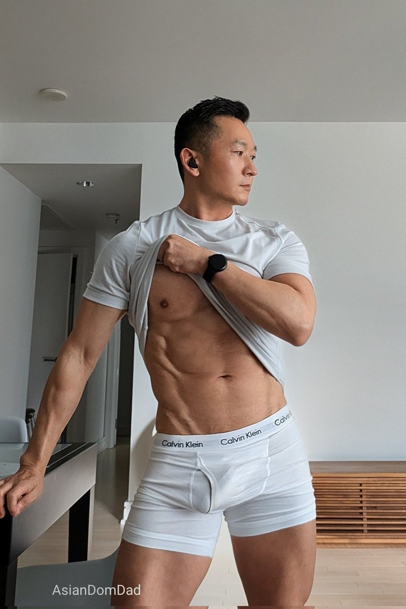 Dom Asian Dad tweet media