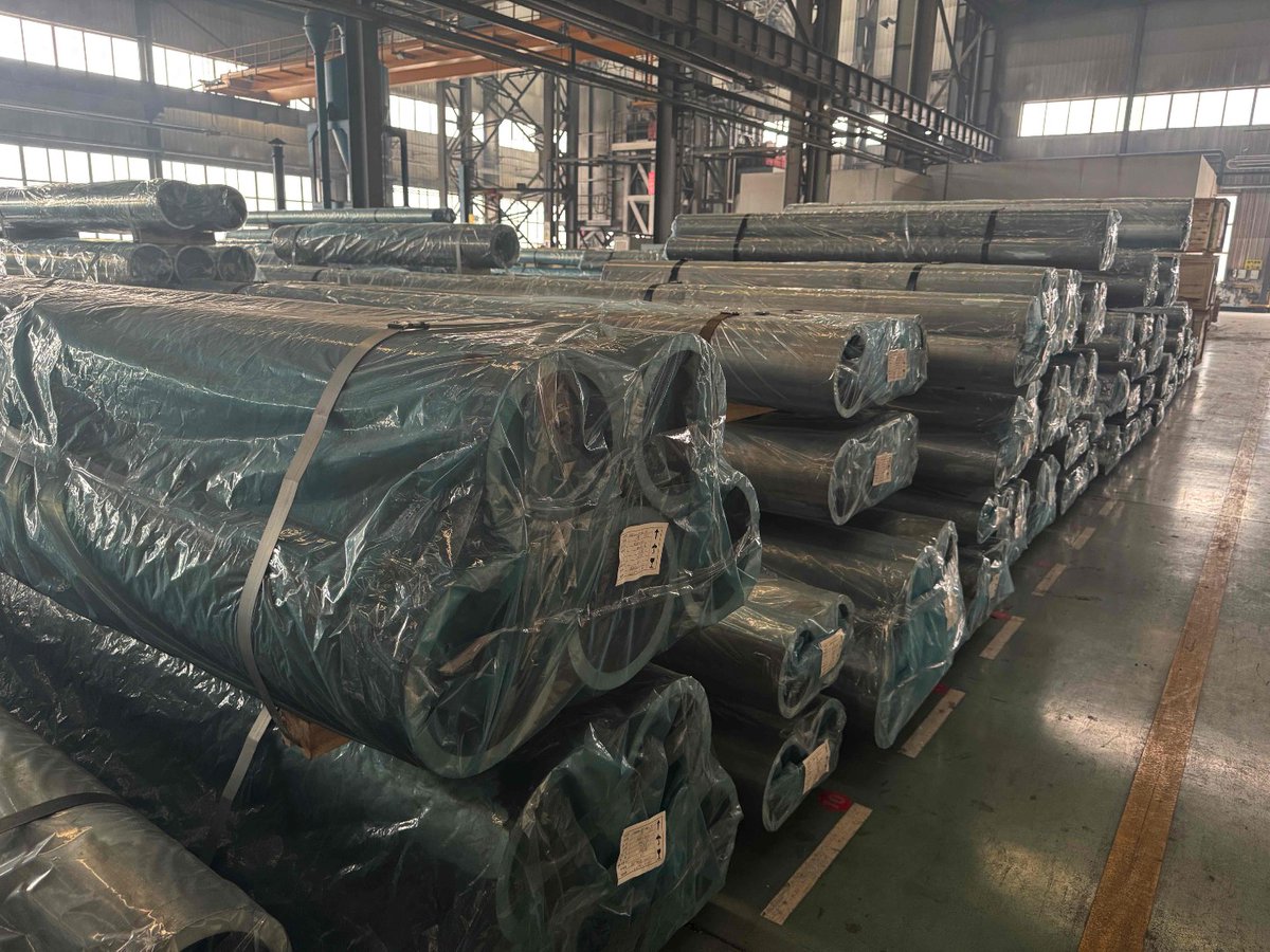 guangzhi010's tweet image. Neatly wrapped aluminum tubes, full stock, quality-inspected, ready for fast shipment. Leave your contact in comments for a quick reply! 📦 #AluminumTubes #InStock #ReadyToShip #IndustrialMaterials
