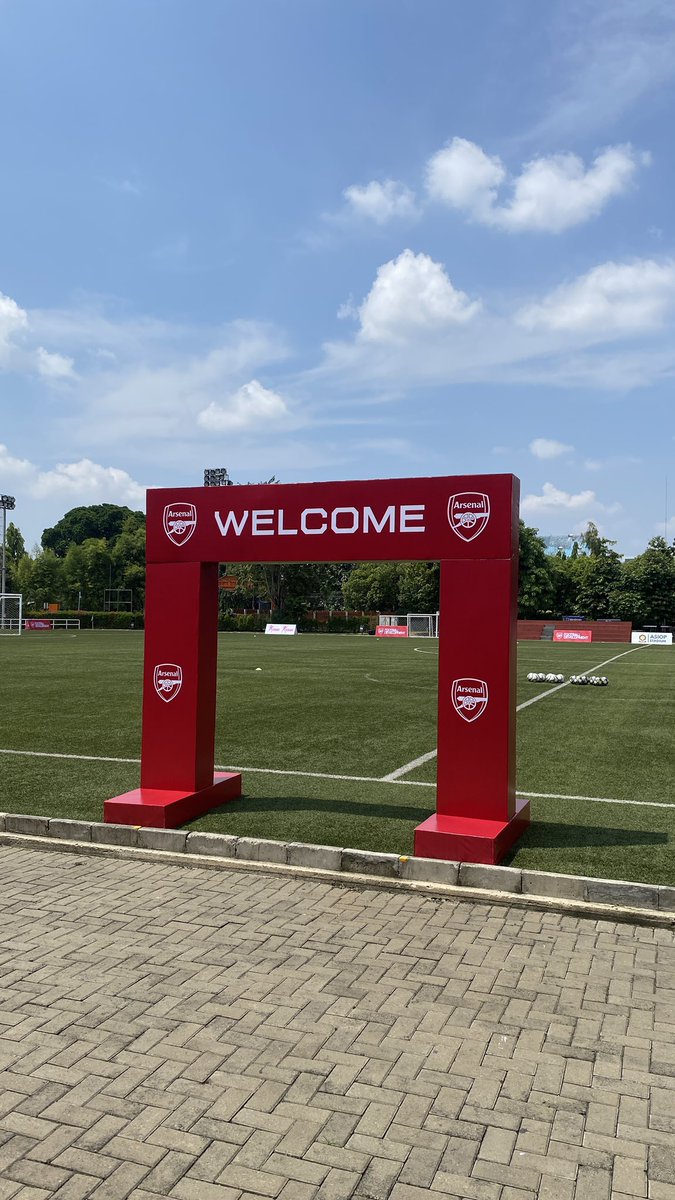 Box2Box Football tweet media