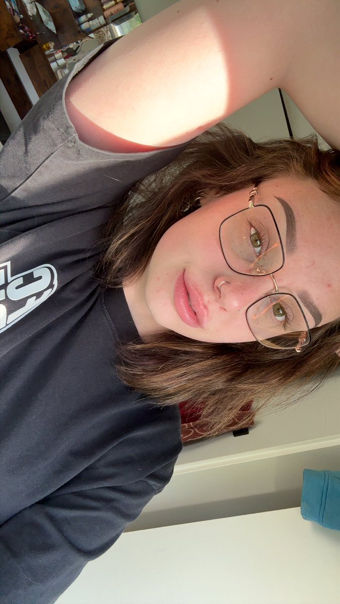 GoddessLin tweet media