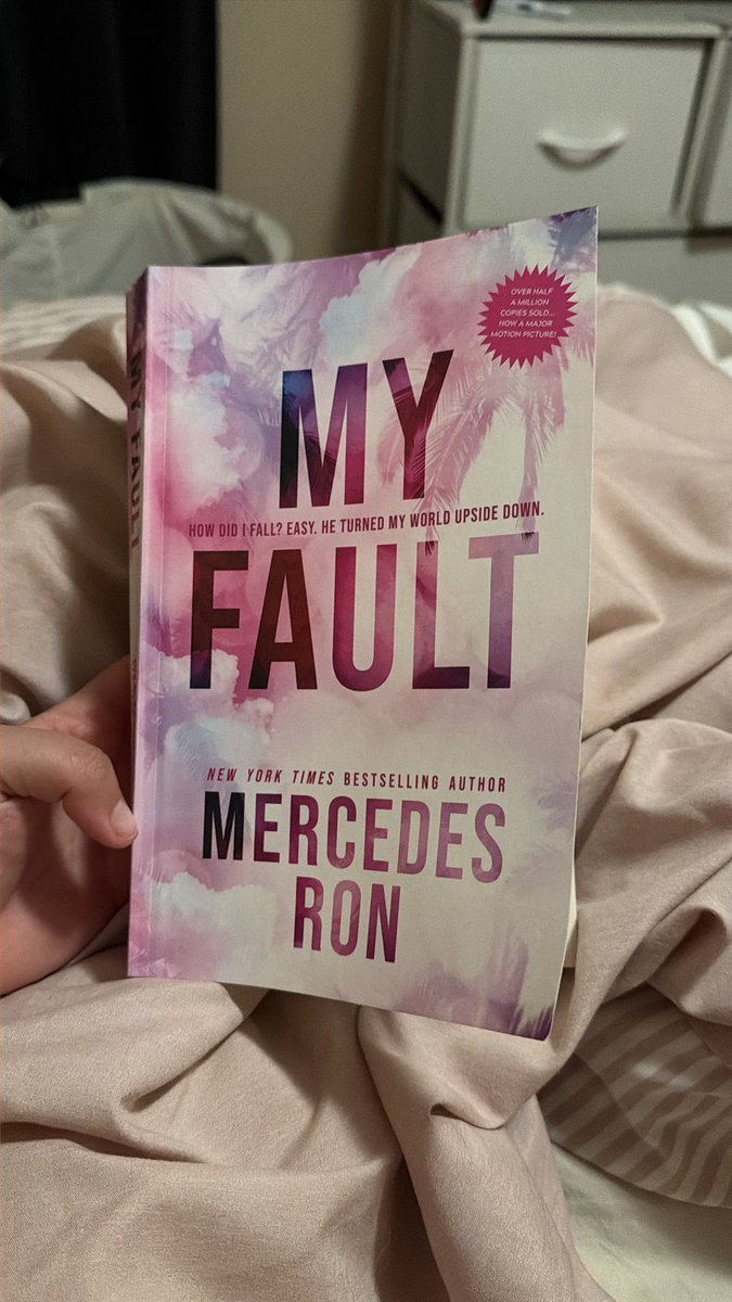 ꧁Skye꧂ tweet media