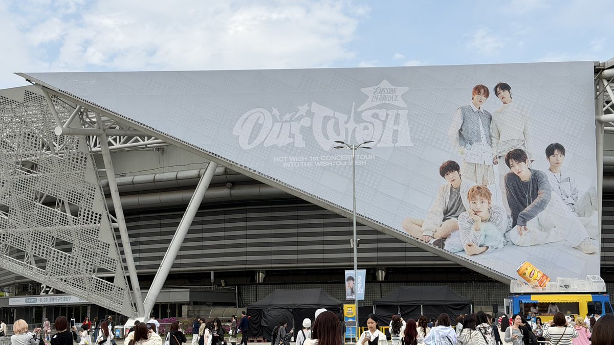 𝓢𝓪 tweet media