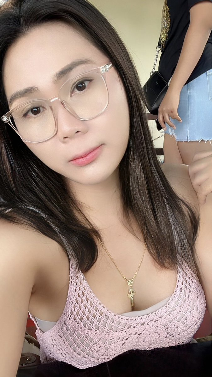 Nicha Kim tweet media