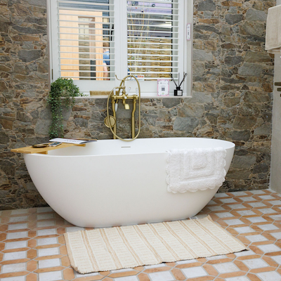 WomenTalking's tweet image. Selling Your Home? These Staging Tips from the Ideal Home Show Could Help You Attract Buyers Faster.

Selling your home can feel like a mix of excitement and pressure. 
womentalking.co.uk/selling-your-h…
@ideal_home_show  #sellingyourhome #staging #tips @ufurnishcom