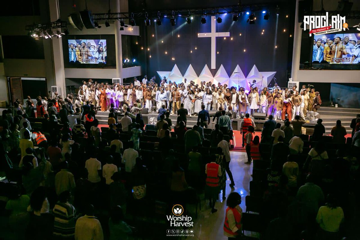 The worship team led us in a powerful set this morning😍❤️

Where there is worship so is the presence of God😍😍

Join us🥰

#Proclaim26
#WorshipHarvestAt20
#20YearsOfGodsFaithfulness