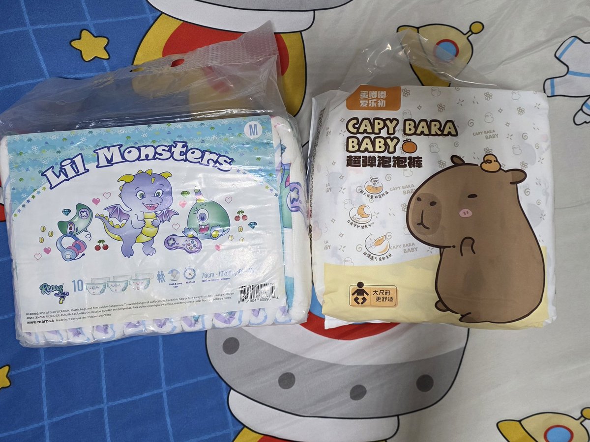 abdlsgp's tweet photo. Look what came today... new diapers! 😊
#abdl #dl https://t.co/YMICLRg9Se