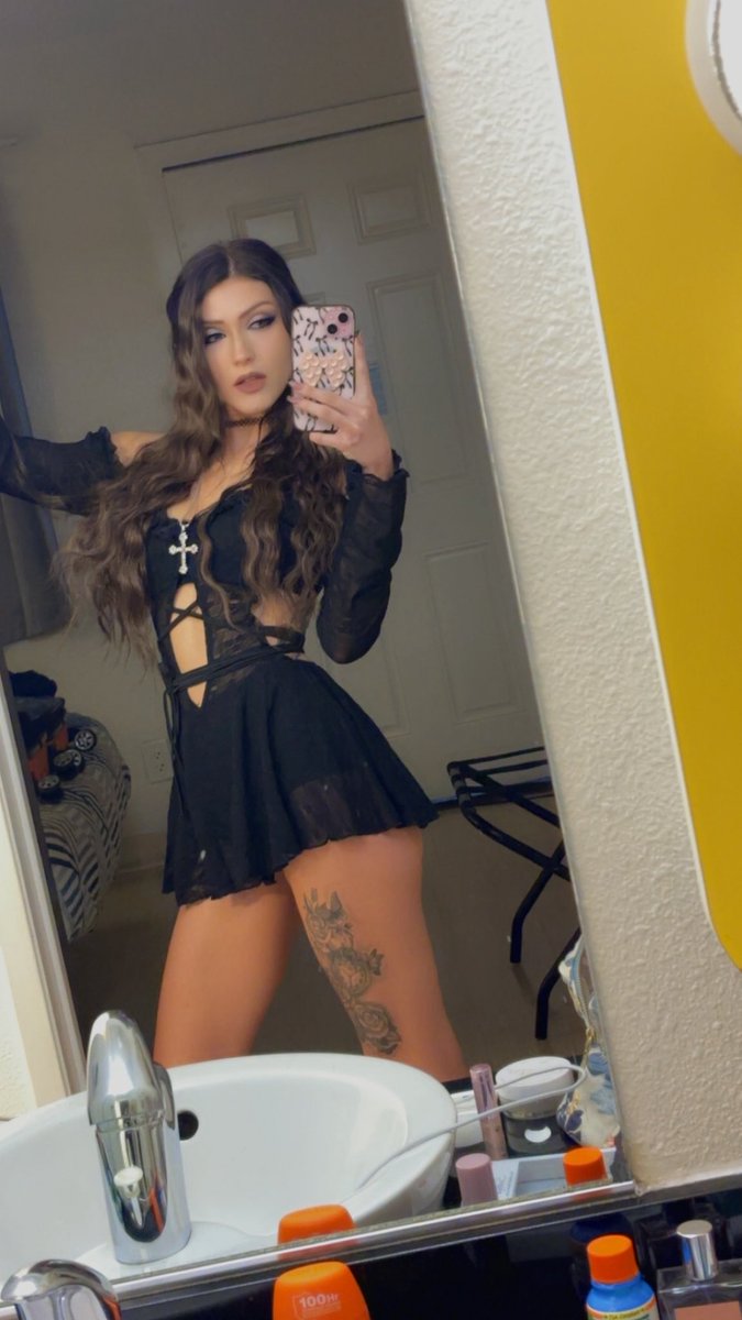 Captain Canary 🤍🦋 tweet media