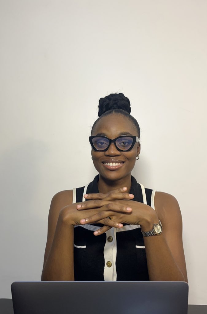 Happy Friday everyone 

You made it to the end of the work week, you worked hard. You should be proud of yourself 💪🏽

Take the time to rest and prepare for the next week ❤️