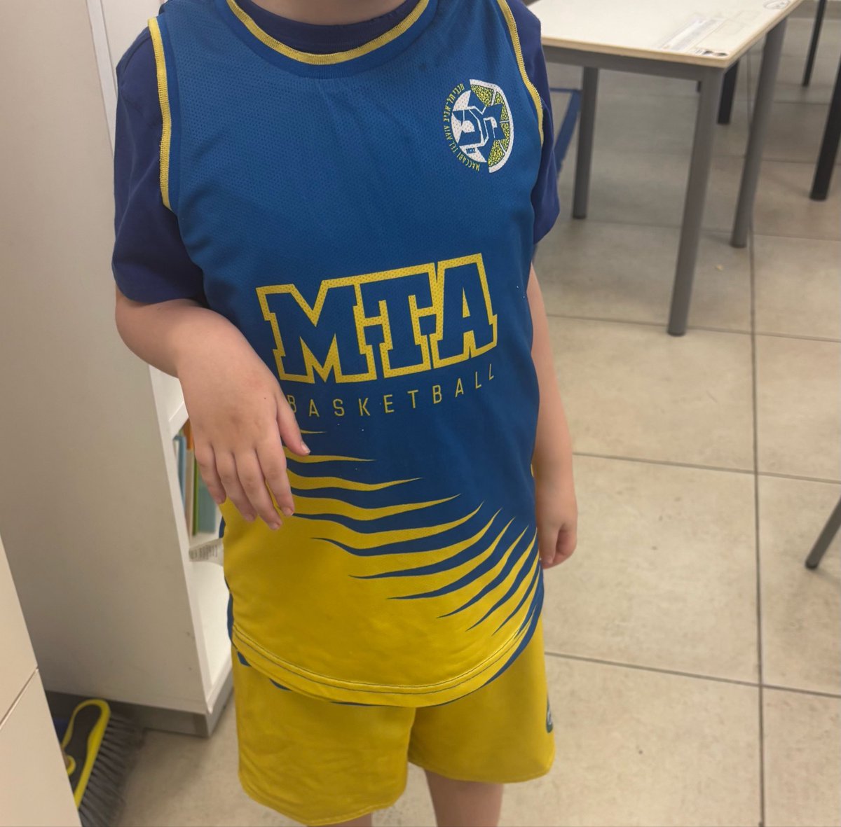 עוד אחת tweet media