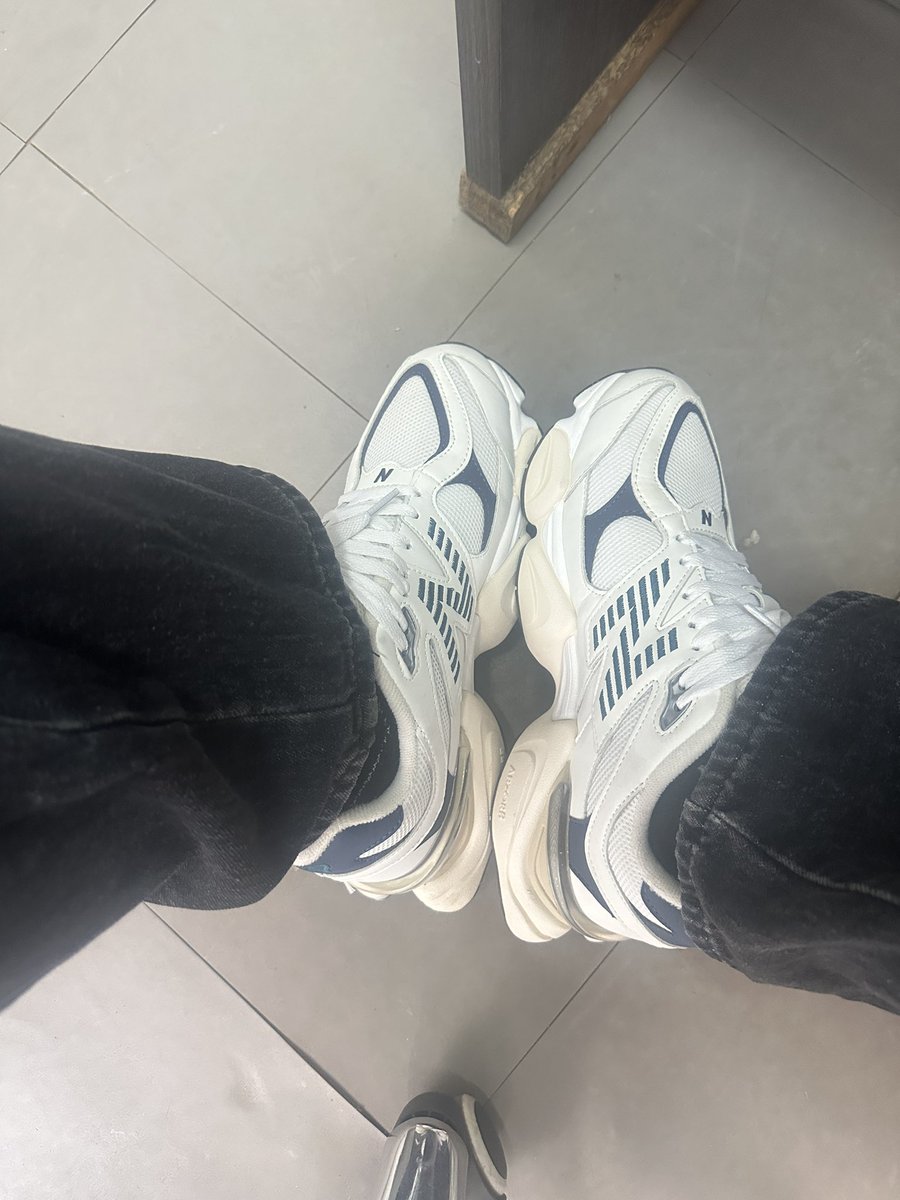 Let’s see your kicks, Friday