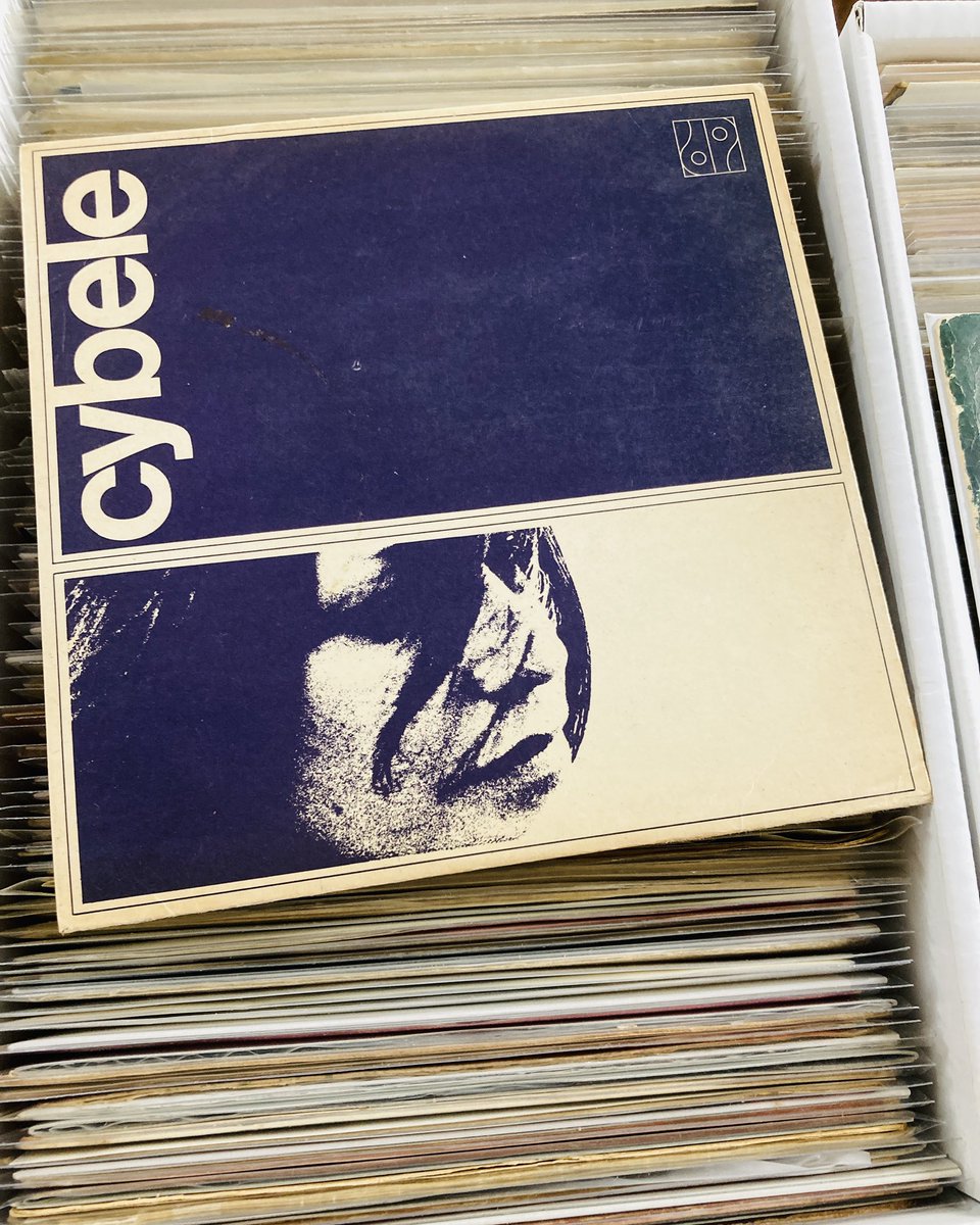 ディスクユニオン新宿ラテン・ブラジル館 tweet media